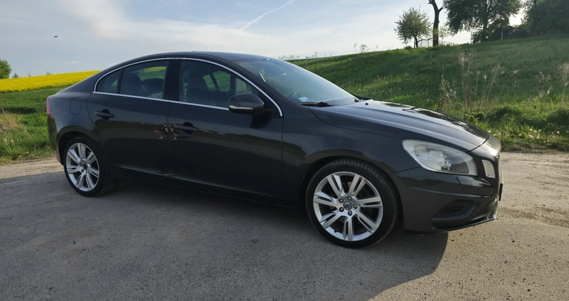 Volvo S60 cena 43900 przebieg: 227000, rok produkcji 2011 z Lublin małe 562